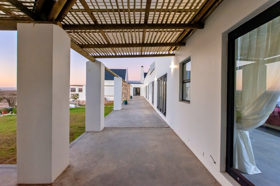 7 Bedroom Property for Sale in Jacobsbaai Western Cape